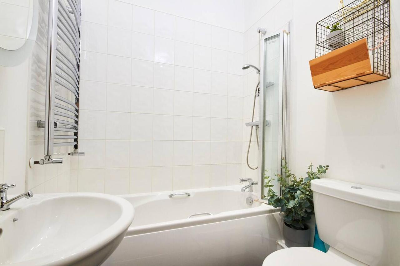 Lovely Boutique Apartment In Newcastle - Ground Floor Εξωτερικό φωτογραφία